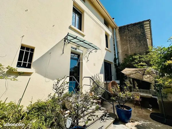 Maison 7 pièces 162 m²