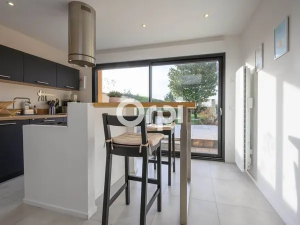 Maison 3 pièces 82 m²