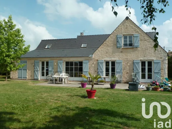 Maison 6 pièces 220 m²
