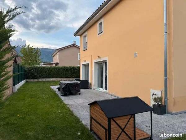 Maison individuelle avec 4 chambres de 110m2