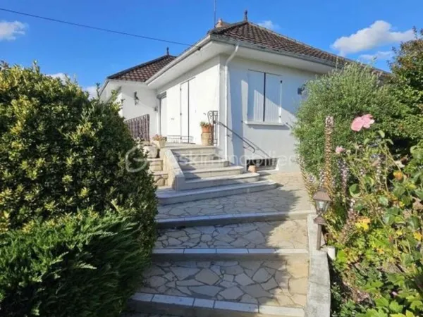 Charmante maison de 116m2 à Coutras