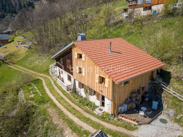 Maison 6 pièces 144 m²