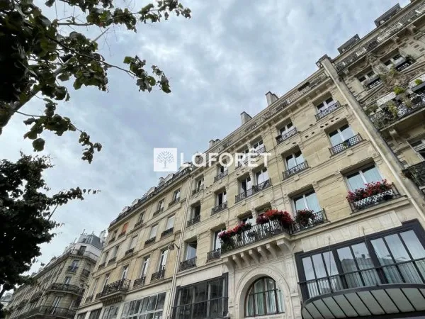 CHÂTELET Vue exceptionnelle! Beau 3 pièces lumineux en étage