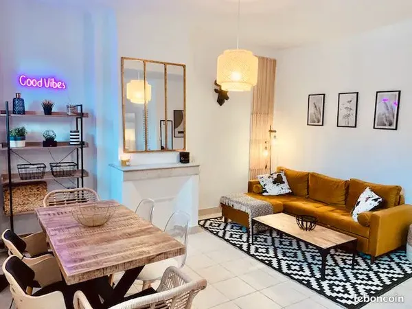 Chambre 24m² Toulon - Dispo immédiat - 1 mois JUIN 525