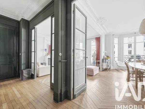 Appartement 6 pièces 156 m²