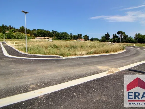 Terrain 422 m²