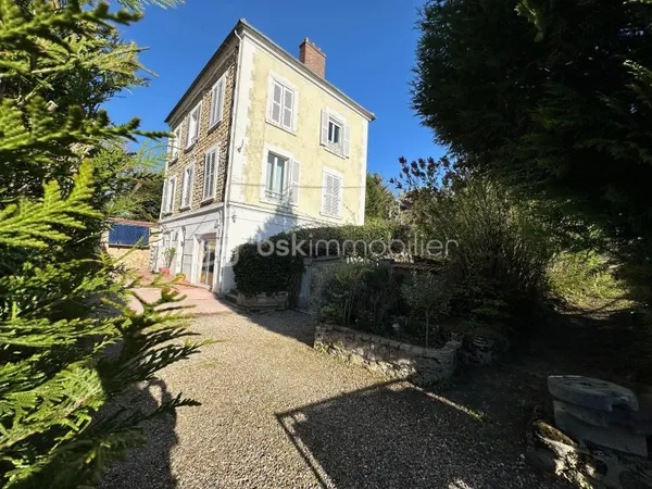 Maison 7 pièces 150 m²