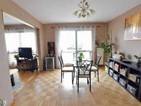Appartement 6 pièces 95 m²