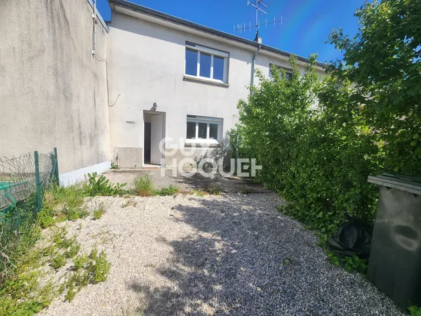 MAISON À LOUER DE 3 PIÈCES DE 83,00 M²