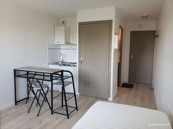 Studio impeccable proche Université (300m)