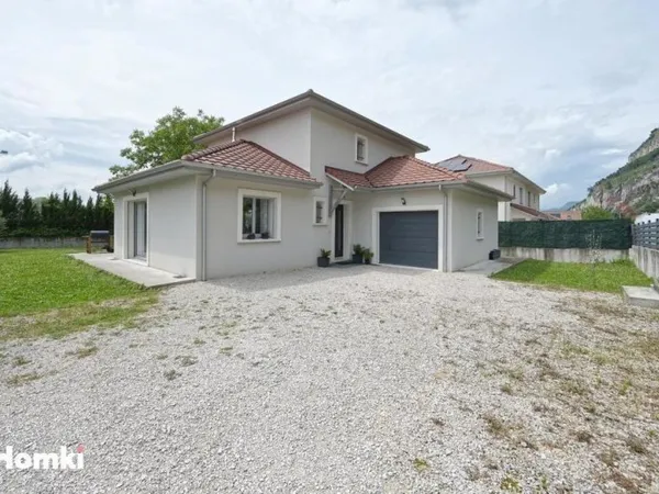 Maison/Villa T5 de 119 m2 à Voreppe 38340