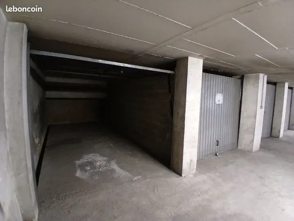 Garage à louer