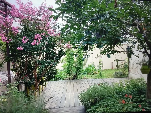 Maison 8 pièces 250 m²