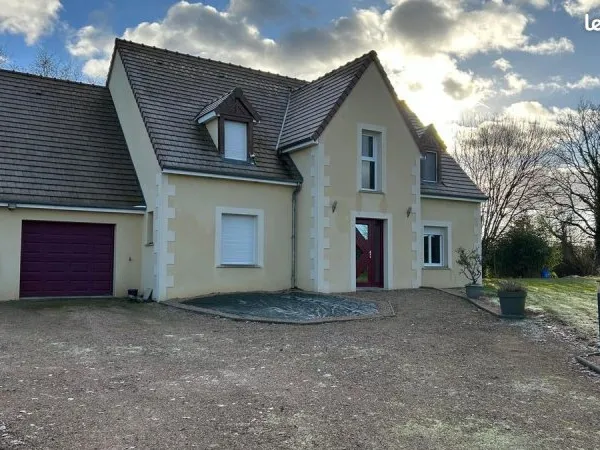 Maison 163 m2 avec 2500 m2 de terrain