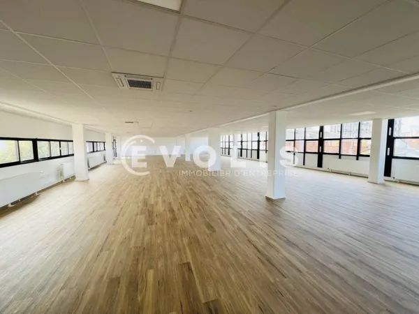 Bureaux 180 m²