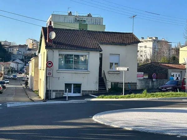 PENTAGONE / PROCHE HALLES