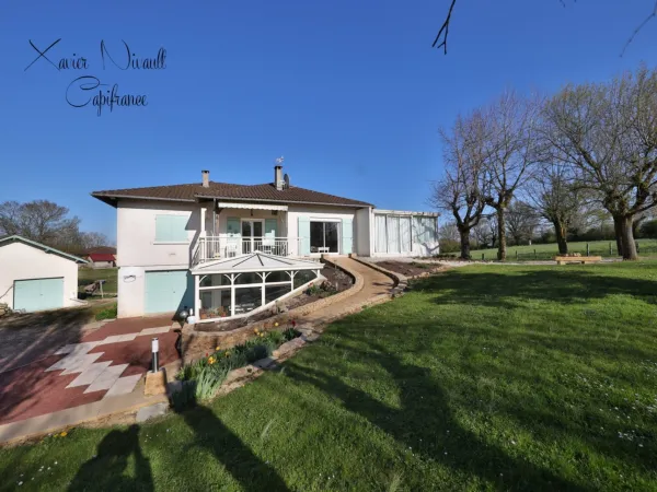 Maison 8 pièces 225 m²