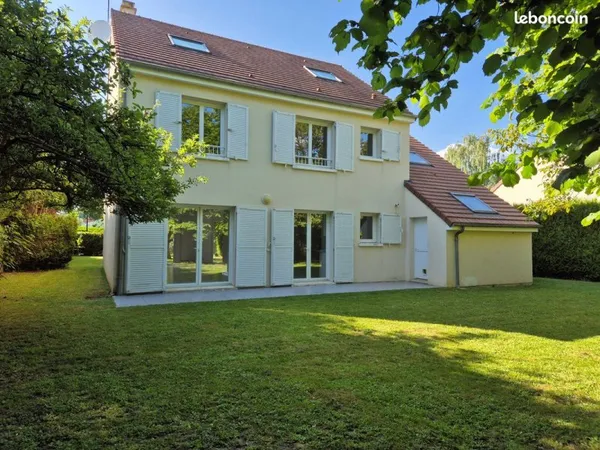 Grande maison 8 pièces