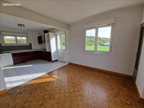 Immeuble 266 m²