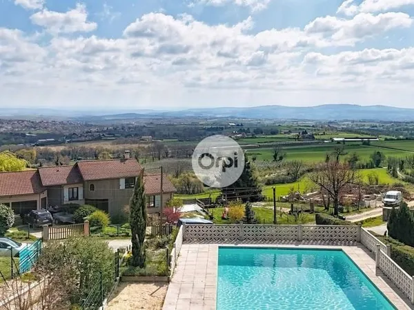 Maison 5 pièces 150 m²
