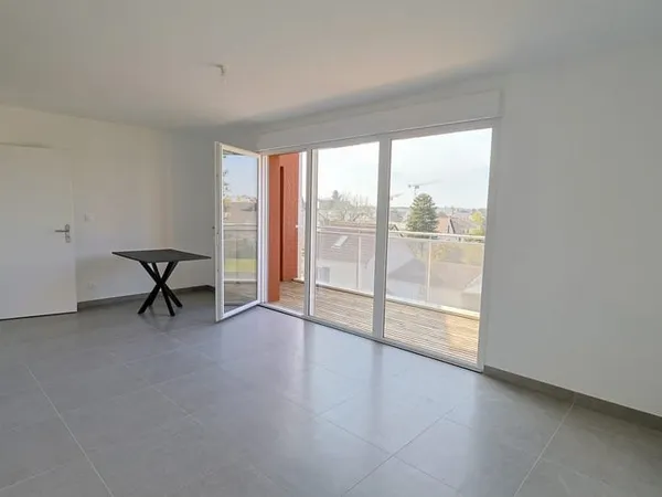 Apt T3 neuf achevé de 65 m2 avec terrasse - Saint-Pryvé-Sain