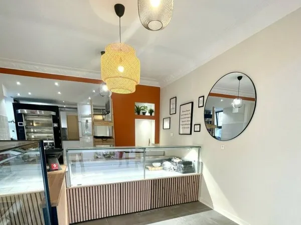 LOCAL COMMERCIAL 165 m² NICE