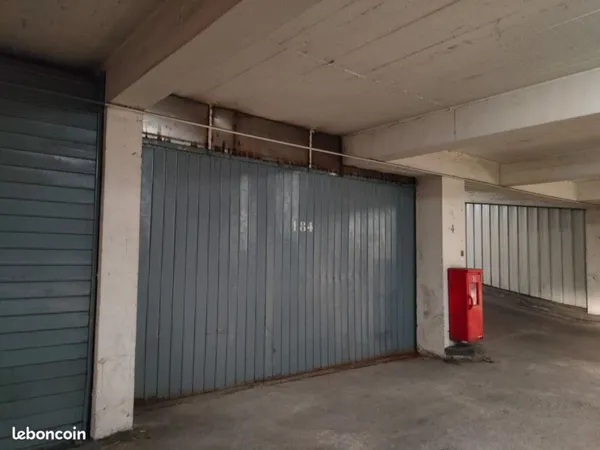 Stationnement Vente Saint-Étienne   16000€