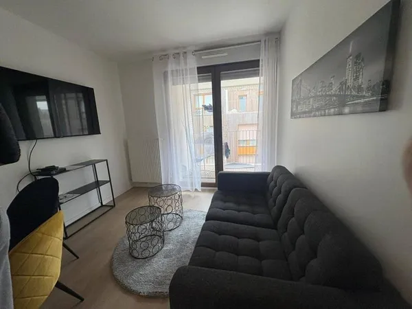 Appartement 1 pièce 80 m²