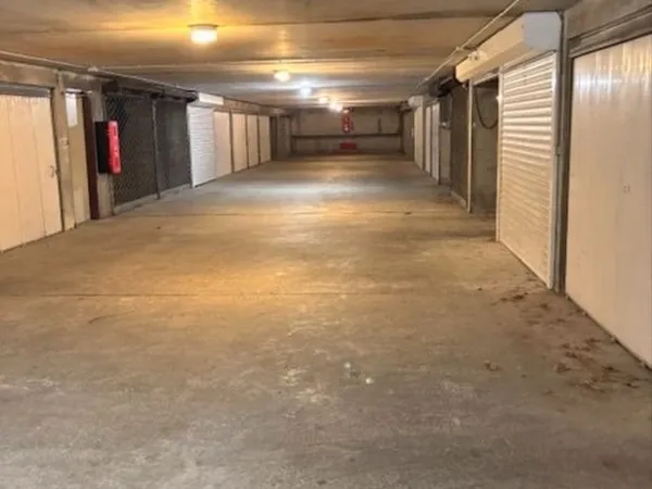Garage/box à louer