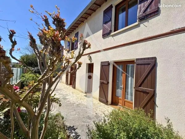 Maison de village 5 pièces 168 m²