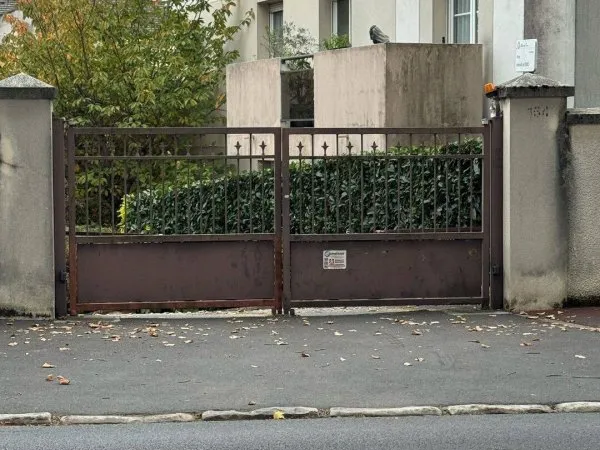Parking 12 m²