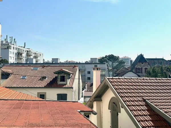 VENTE APT T3 AVEC ASCENSEUR ET PARKING COUVERT - BIARRITZ