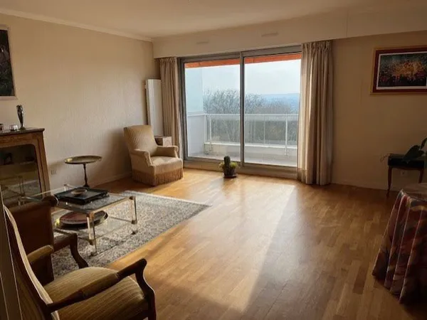 Appartement 3 pièces 84 m²