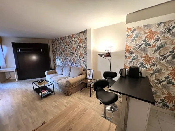 Studio au Chesnay Résidence Concorde de Parly 2 - Bon état - Idéal investissement