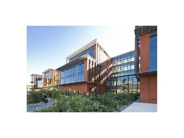 Bureaux 8532 m²
