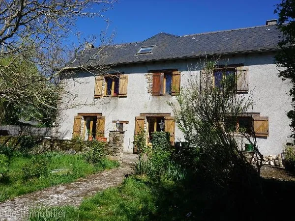 Achat : Maison Lanuéjouls (12350)