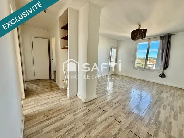 T3 avec ascenseur - Vue & terrasse