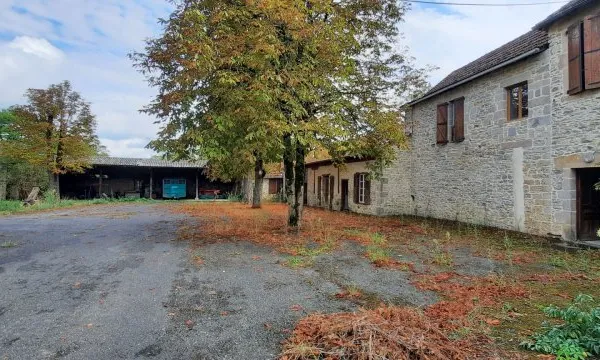 Maison 15 pièces 315 m²