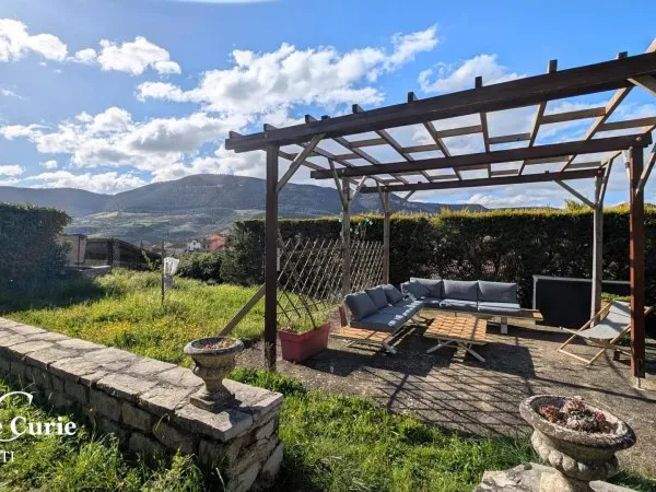 Maison T6 de 155m² avec véranda et garage