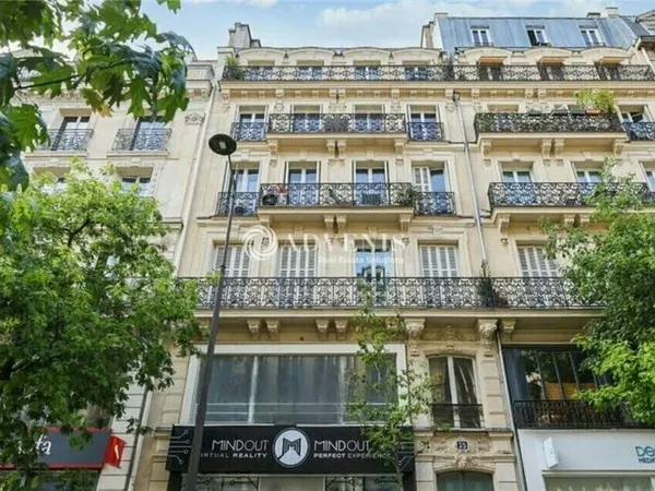 Bureaux 326 m²