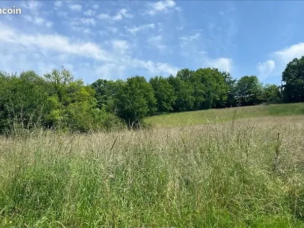 Terrain 3 949 m² Cherveix Cubas