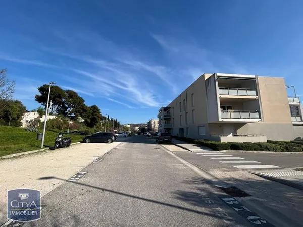 Stationnement Vente Gignac-la-Nerthe   10500€