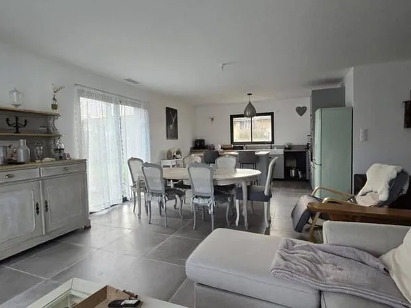 Maison de plain-pied 5 pièces 96 m²