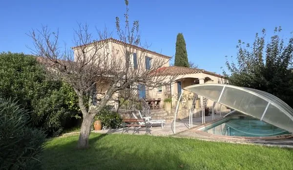 Maison 8 pièces 181 m²