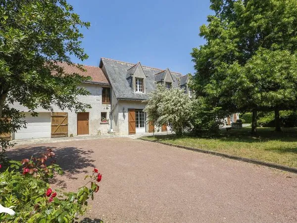 Maison en pierre 10 pièces 230 m²