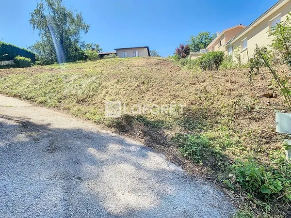 Terrain 536 m²
