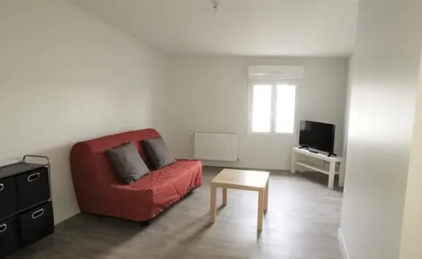 APPT T1BIS MEUBLE 28M² NIORT - ST FLORENT