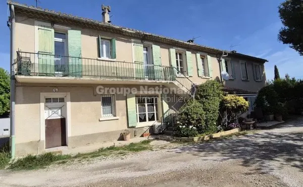 PETIT COLLECTIF DE 6 APPARTEMENTS