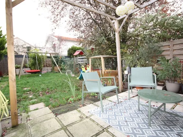 EXCLUSIVITE Tinqueux au calme maison 3 chambres, jardin, garage
