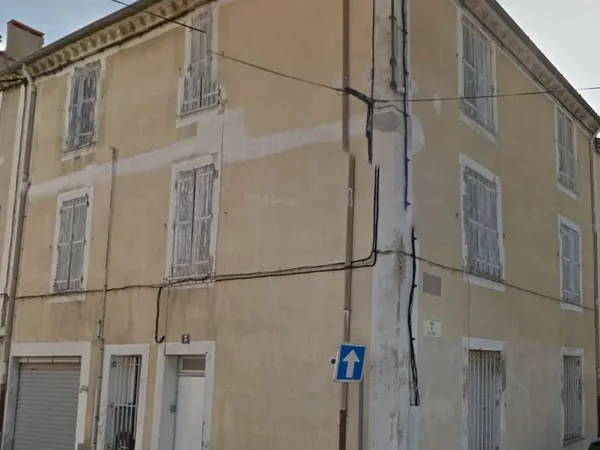 IMMEUBLE DE RAPPORT - A rénover